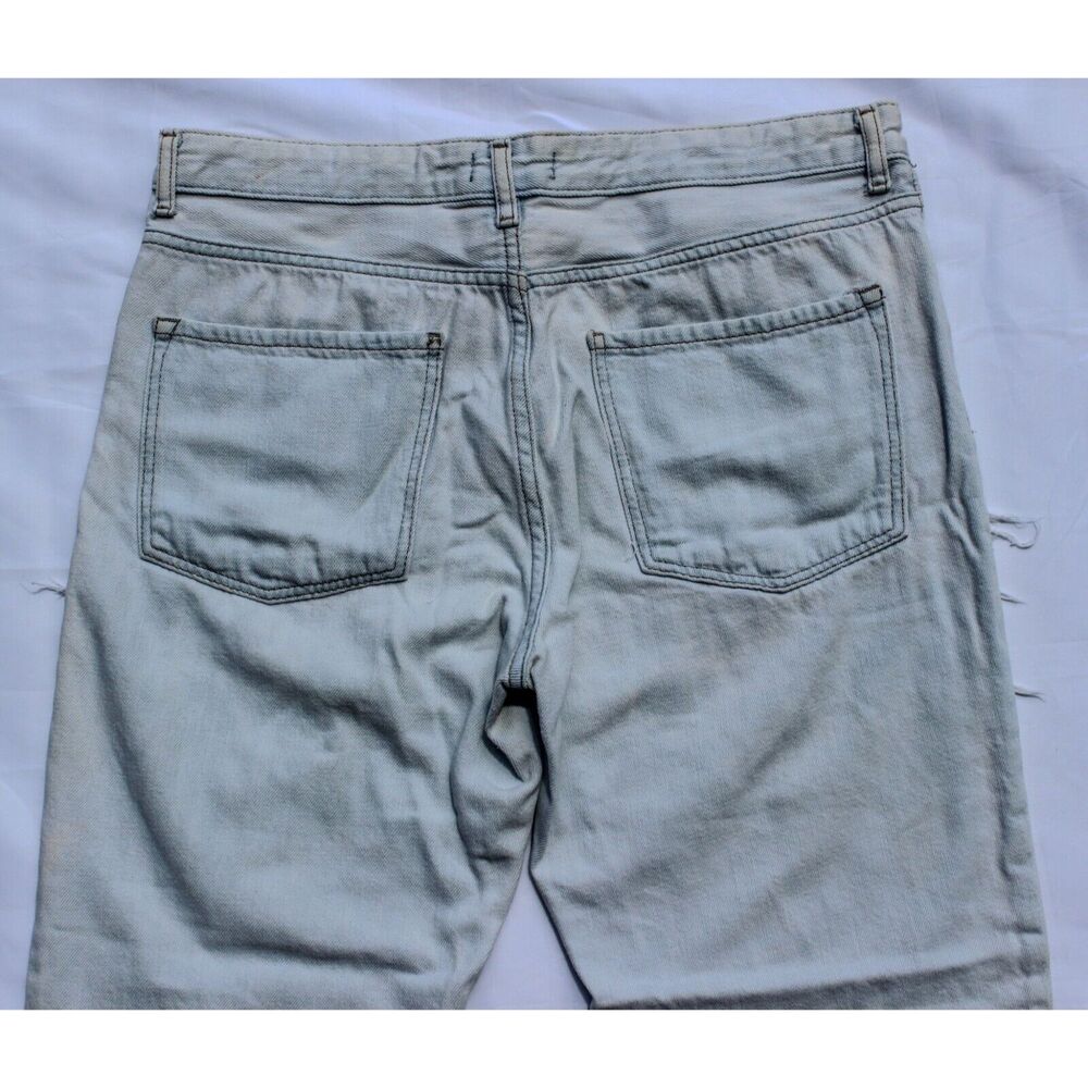 Forever 21 Light Wash Distressed Jeans Size 29 - Picture 8 of 9